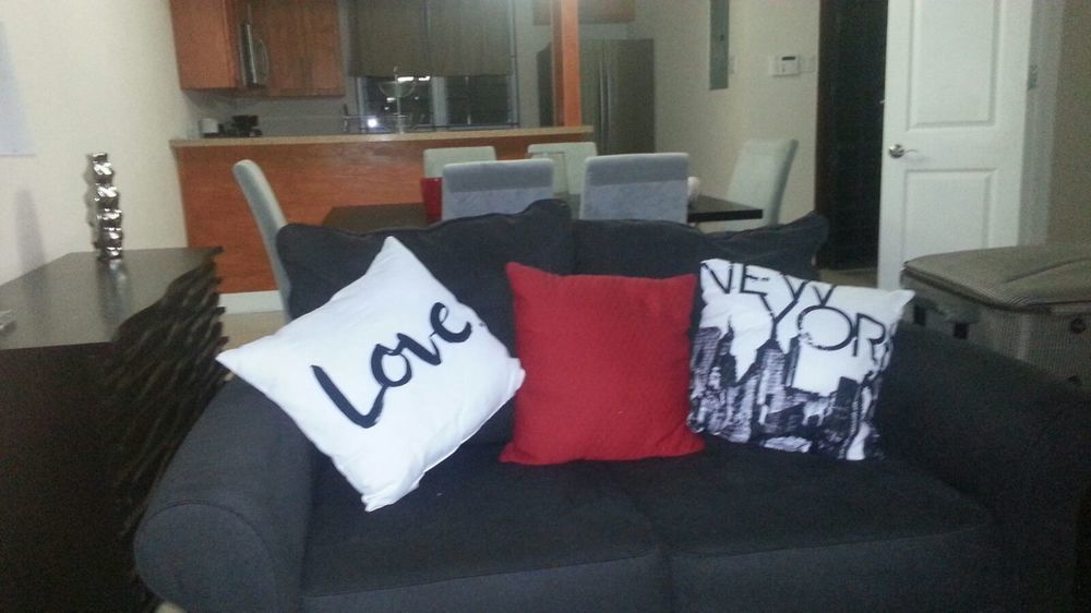 New Kingston Guest Apt At Sonoma Estate Bagian luar foto